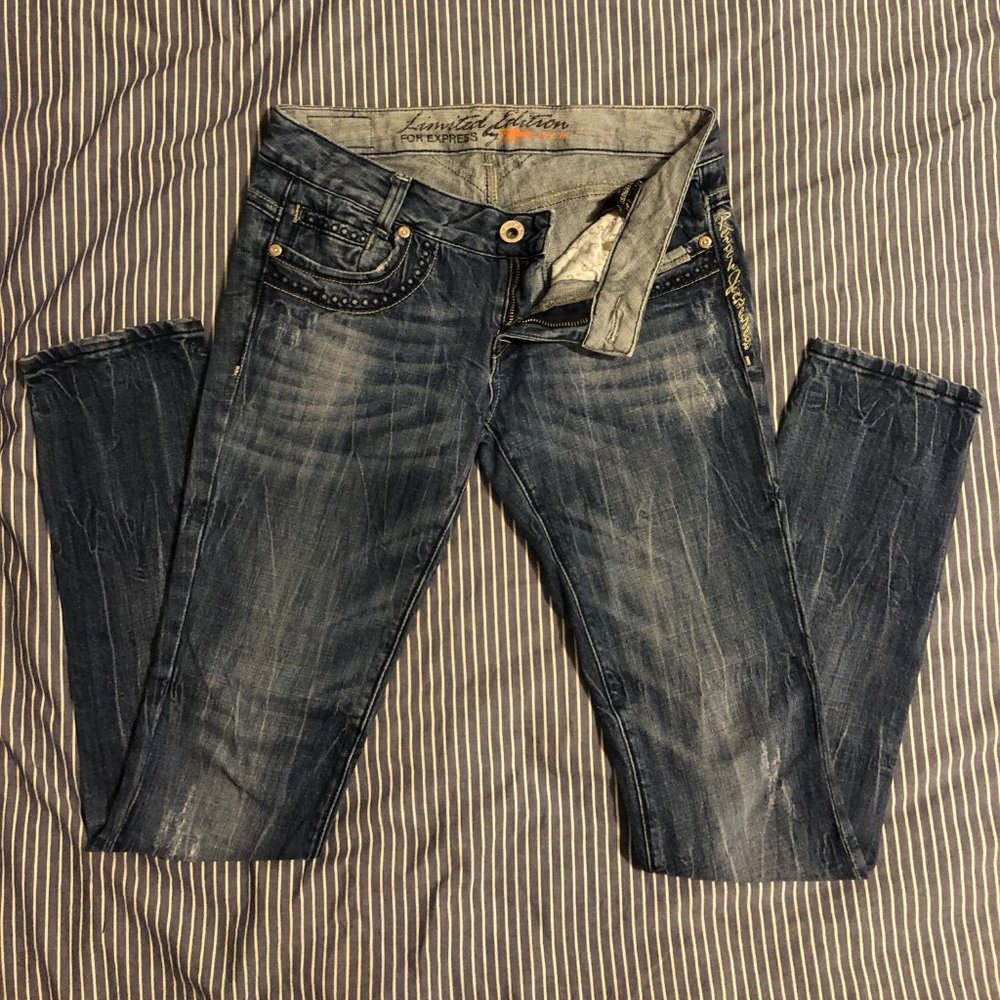 Women's Express ReRock Jeans size 27